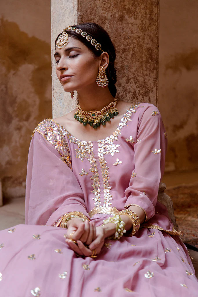 Green Jewellery With Maroon Lehenga 2024 | favors.com